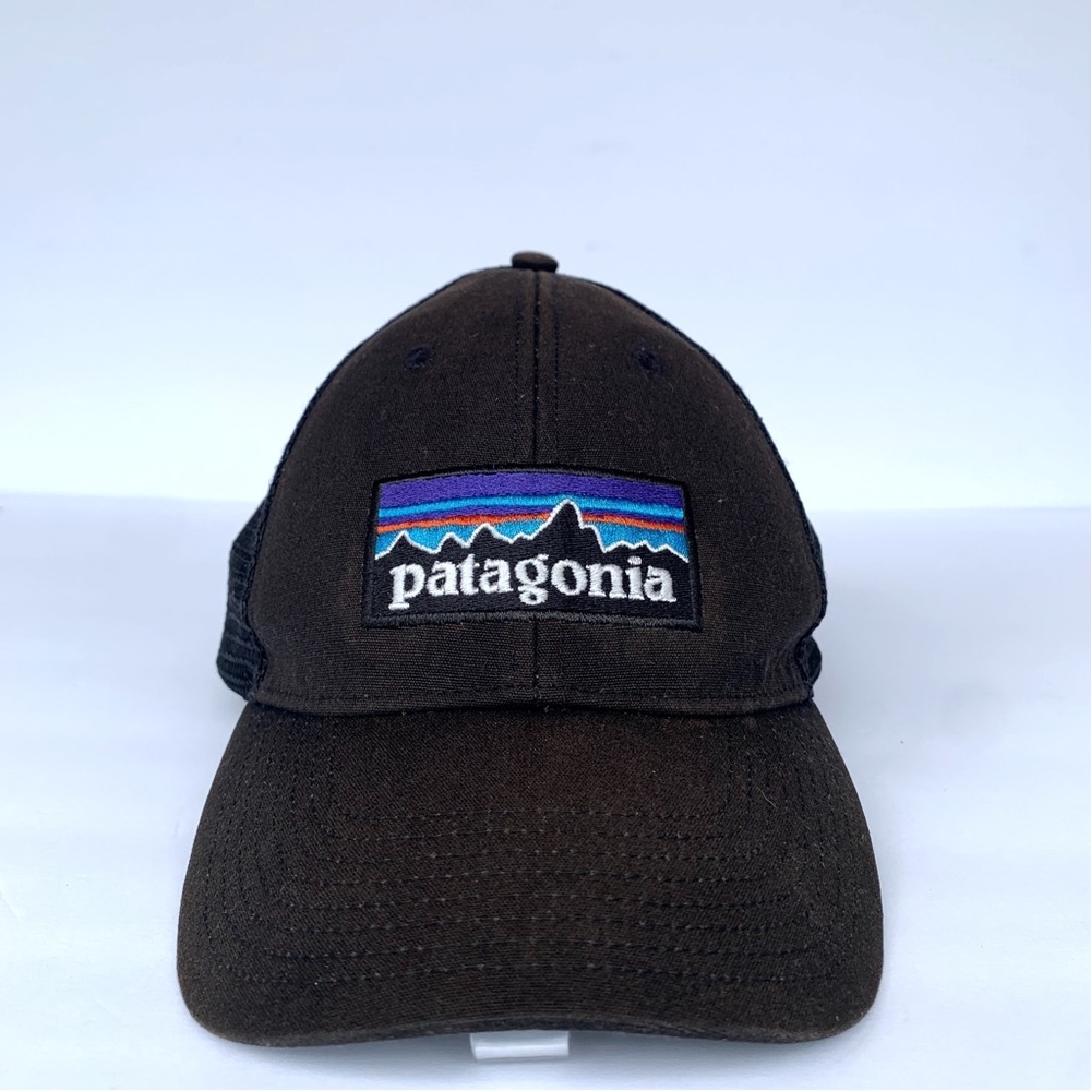 PATAGONIA P-6 LOGO TRUCKER HAT - Picture 4 of 12